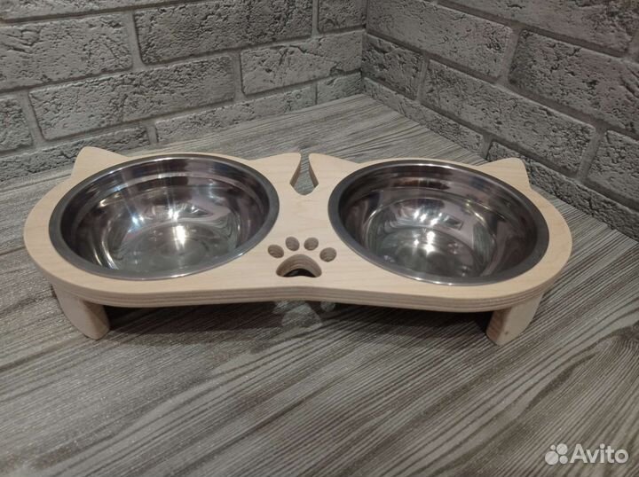 Миска для кошки на подставке