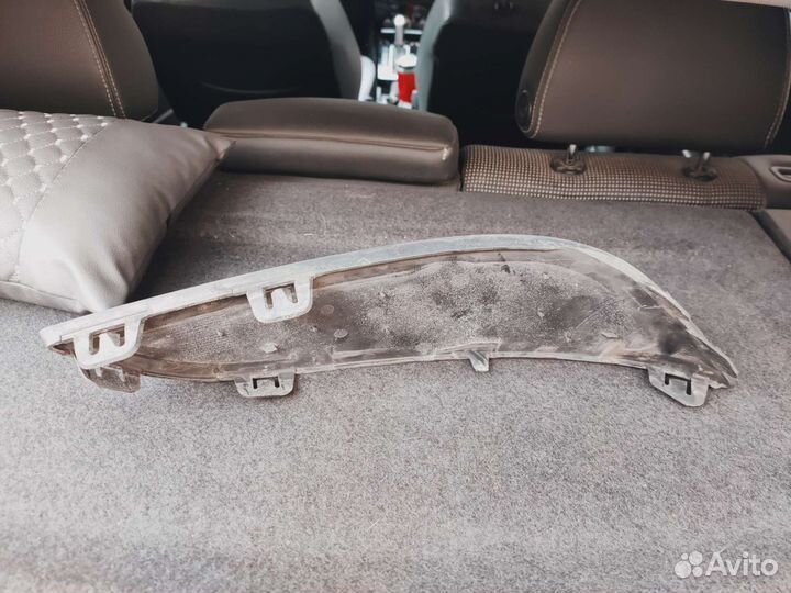 Заглушка (решетка) бампера Opel Astra H 04 левая