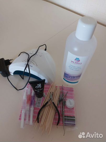 Для наращивания ногтей