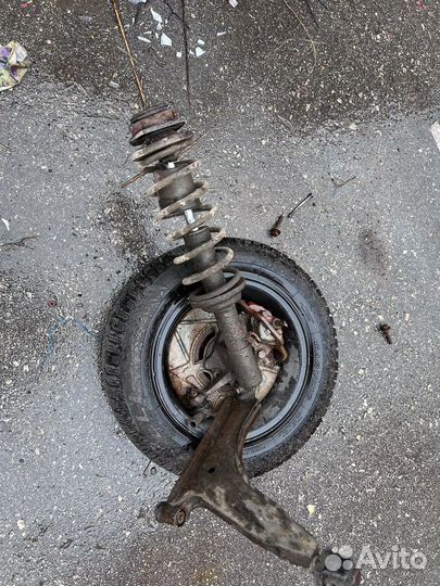 Стойка амортизатора пружина передняя 924