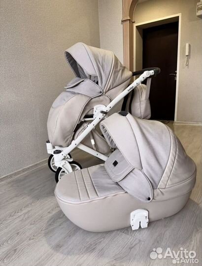 Коляска Indigo Porto 3/1 с автолюлькой с рождения