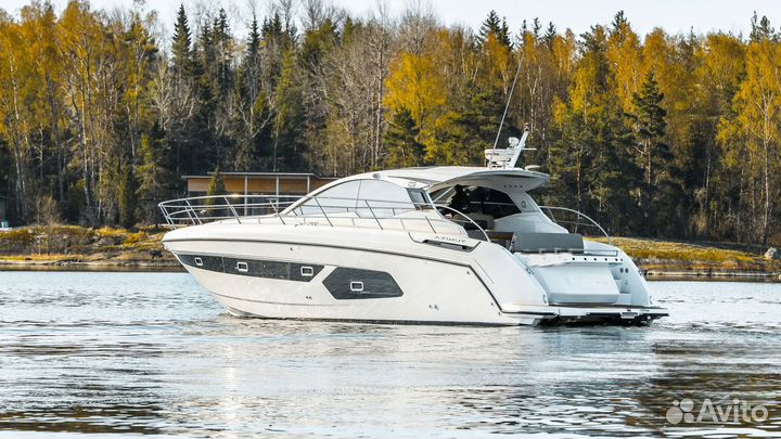 Моторная яхта Azimut 43