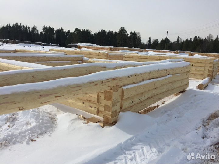 Сруб дома баня из зимнего леса с доставкой