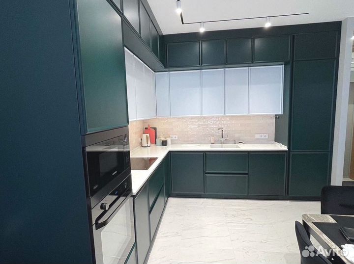 Угловая кухня