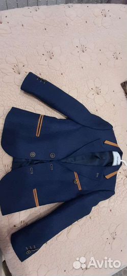Пиджак для мальчика 128