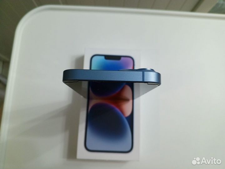 iPhone 14, 256 ГБ
