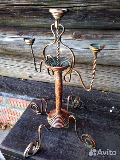 Старинный медный подсвечник, кандилябр