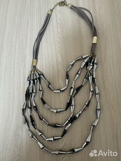 Колье жгут из бисера и другие украшения