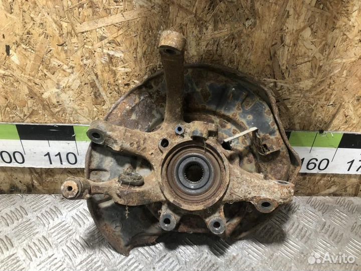 Кулак задний правый S500 220