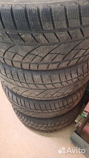 Jinyu YW52 235/55 R17 99H