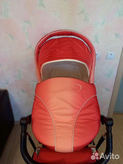 Коляска Tutis Zippy Pia 3в1