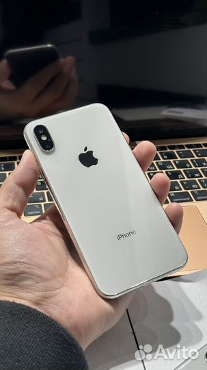 iPhone X, 64 ГБ
