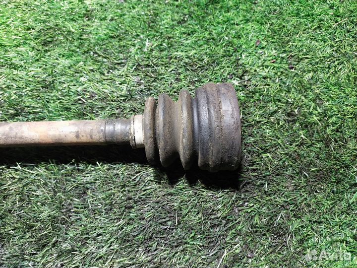 Полуось передняя левая Kia Rio 3 QB