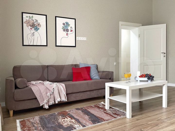 2-к. квартира, 80 м², 1/3 эт.