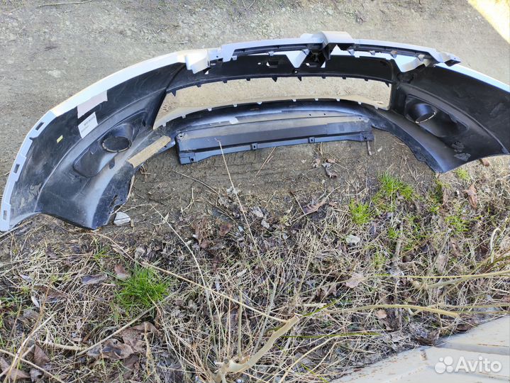 Бампер Renault новый