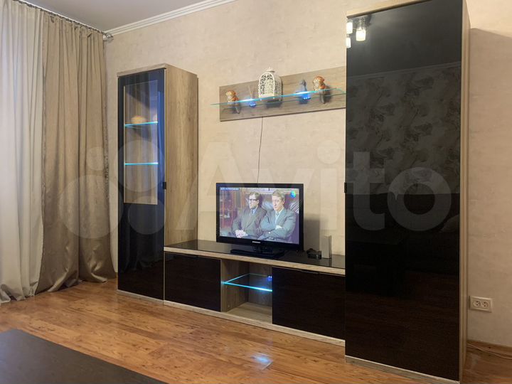 2-к. квартира, 57 м², 7/10 эт.