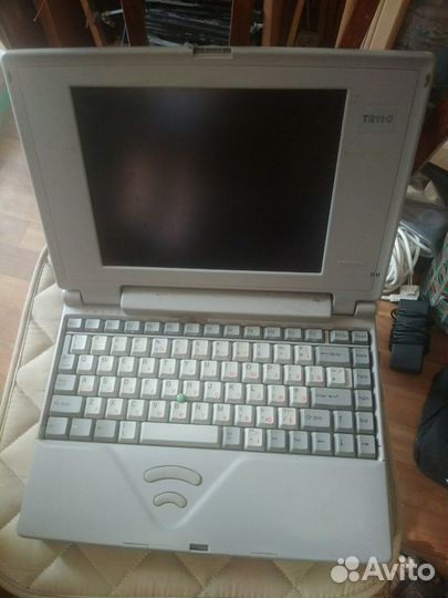 Рабочий раритет Toshiba t2110 ноут 486