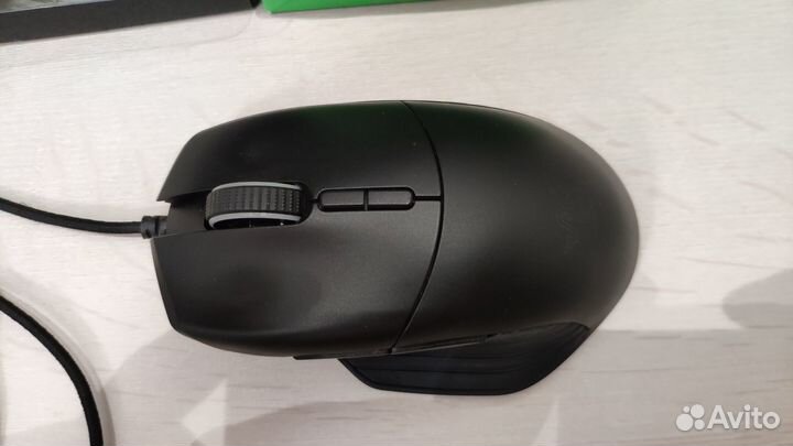 Проводная мышь Razer basilisk