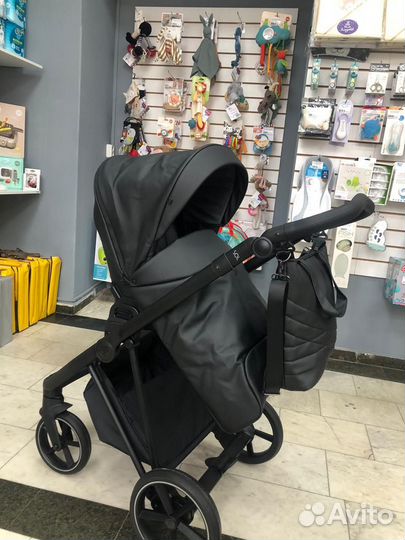 Коляска 2 в 1 Roan Sol