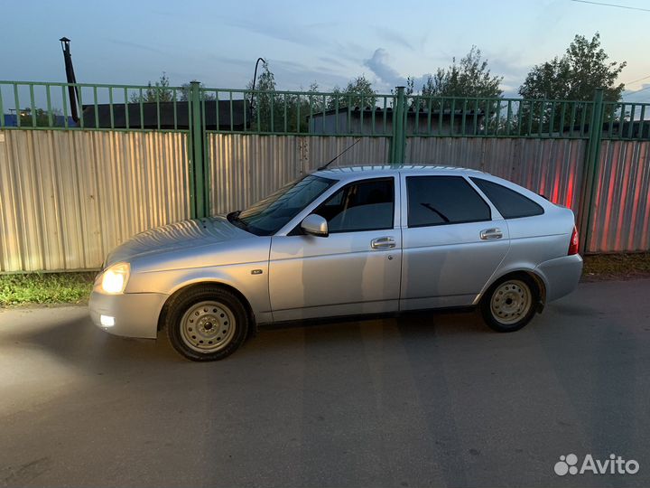 LADA Priora 1.6 МТ, 2012, 180 000 км