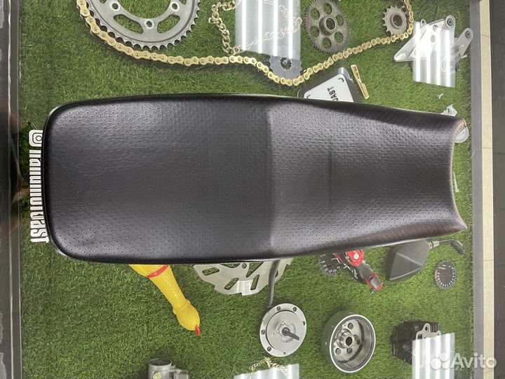 Сидение седло Yamaha YBR 125 в сборе