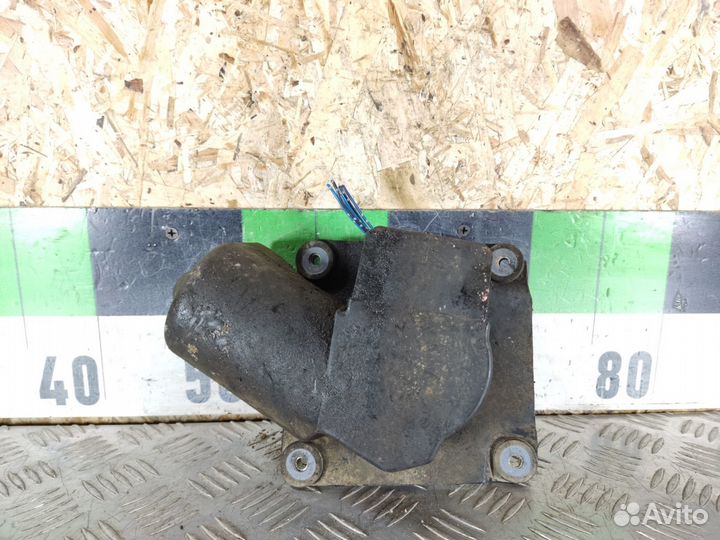 Моторчик стеклоочистителя передний Mitsubishi Cari