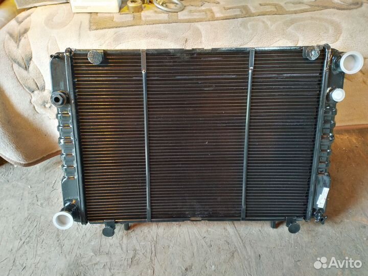 Радиатор Волга 406 двс