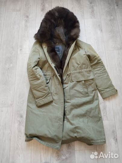 Зим гараж,новый. 15000 Куртка ж. 42-44,15000