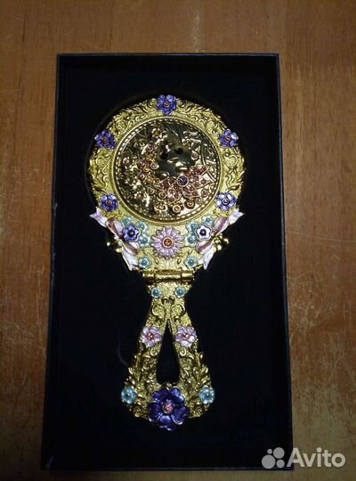 Зеркало в подарочной коробке