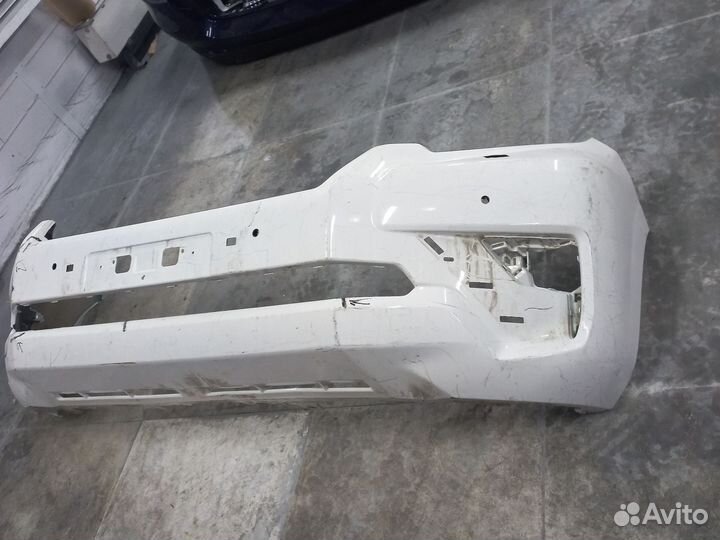 Передний бампер на toyota land cruiser prado 150