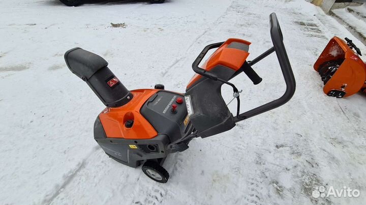 Снегоуборщик Husqvarna ST 151