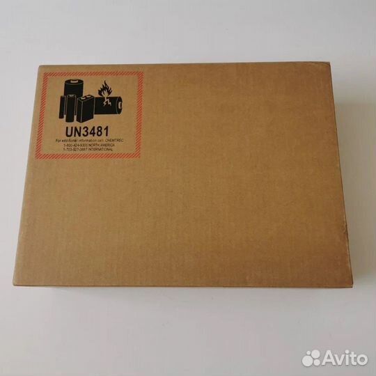 MacBook Air 13 в коробке