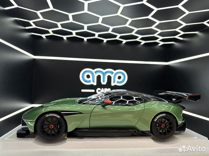 Autoart Aston Martin Vulcan (70263) 1:18