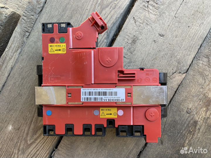 Распределитель тока BMW 5 F10