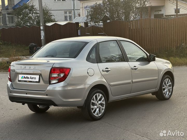 LADA Granta 1.6 МТ, 2022, 44 000 км