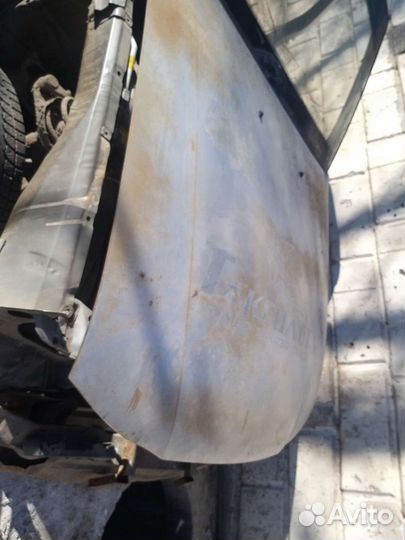 Капот део нексия