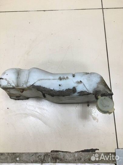 Бачок омывателя Suzuki Wagon R+ 1 1998