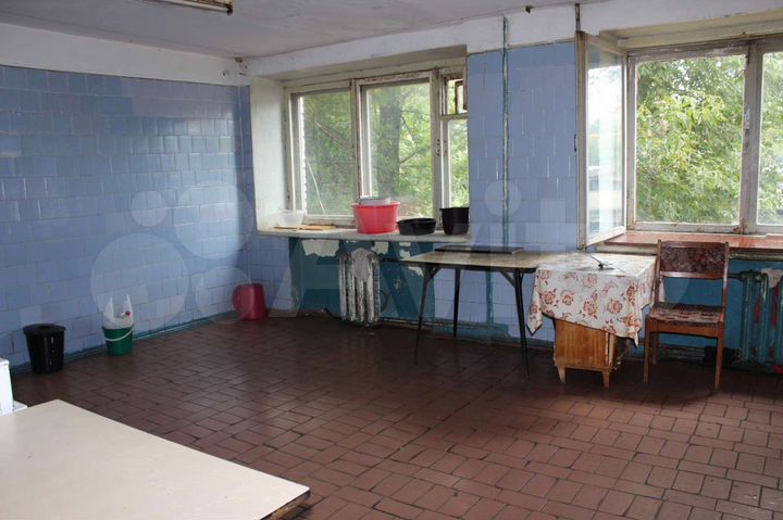 Комната 19 м² в > 9-к., 2/5 эт.