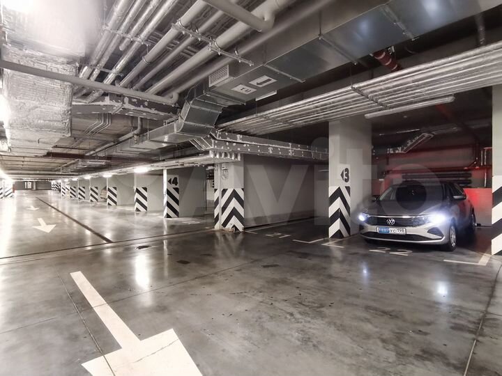 Машиноместо, 17 м²