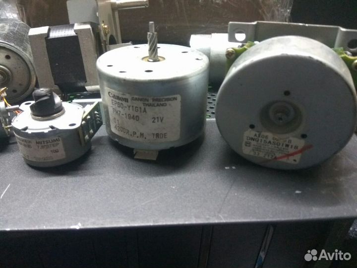 Двигатели шаговые, постоянного тока