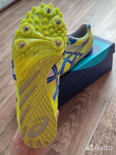 Шиповки беговые asics