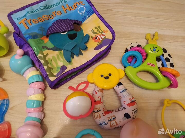 Развивающие игрушки погремушки пакетом
