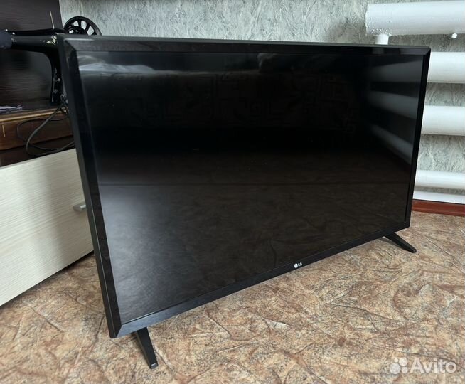 Телевизор FullHD 32'' LG 32LJ610V