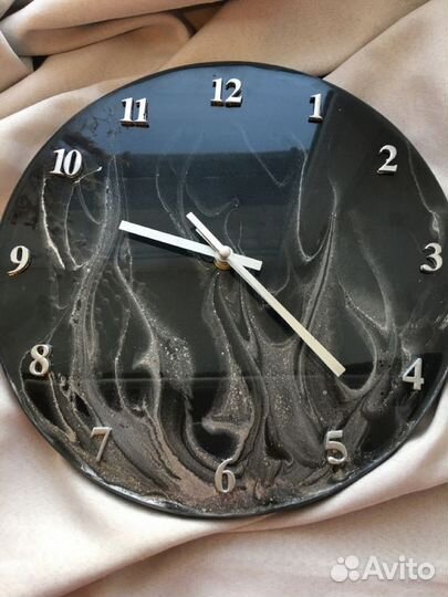 Часы из эпоксидной смолы 40 см