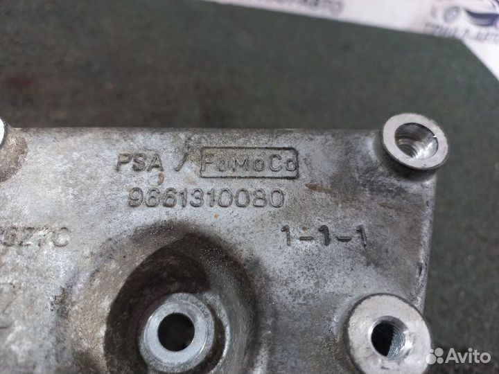 Freelander кронштейн