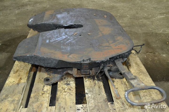 Сцепное устройсто (седло) scania R-series (01.04)