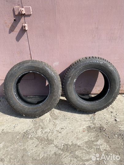 Roadstone Winguard WinSpike 205/70 R15