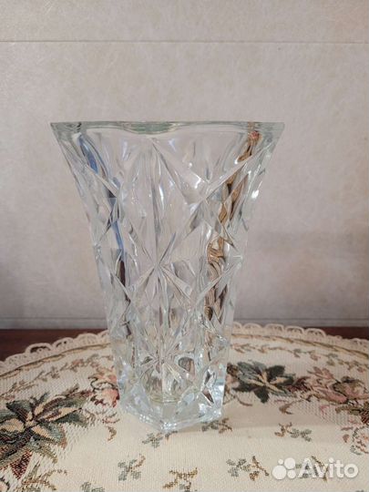 Вазы для цветов