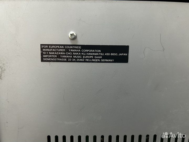 Микшерный пульт Yamaha MG16XU