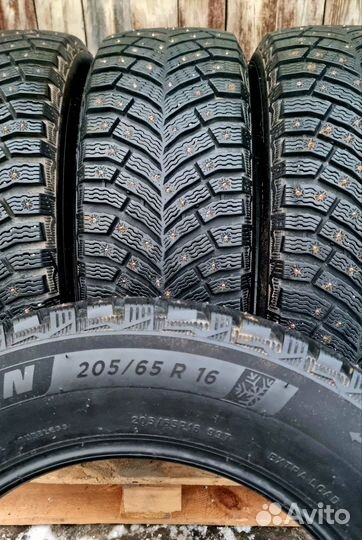 Michelin X-Ice North 4 205/65 R16 99T